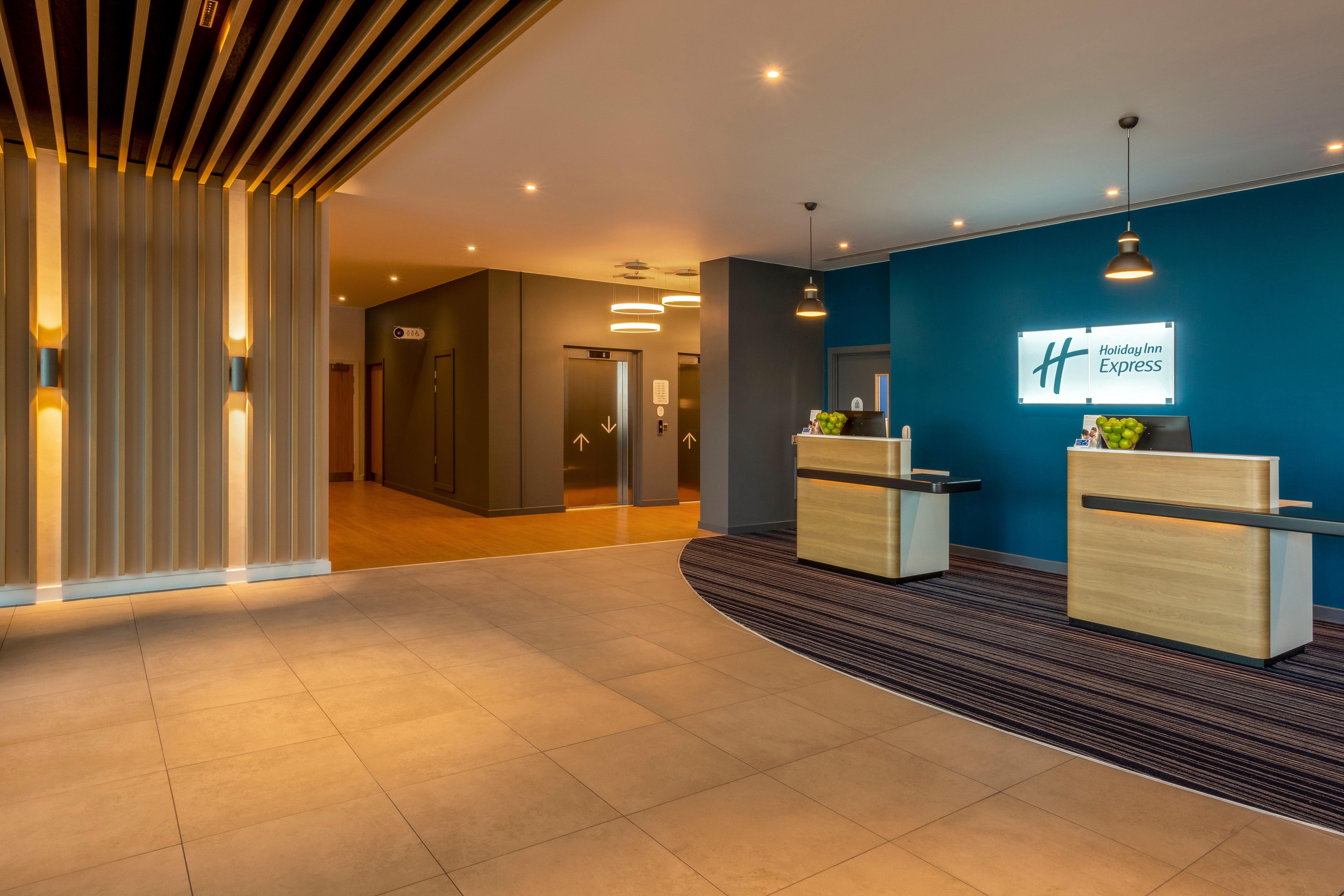 Holiday Inn Express Bridgwater M5, Jct24 By Ihg Dış mekan fotoğraf