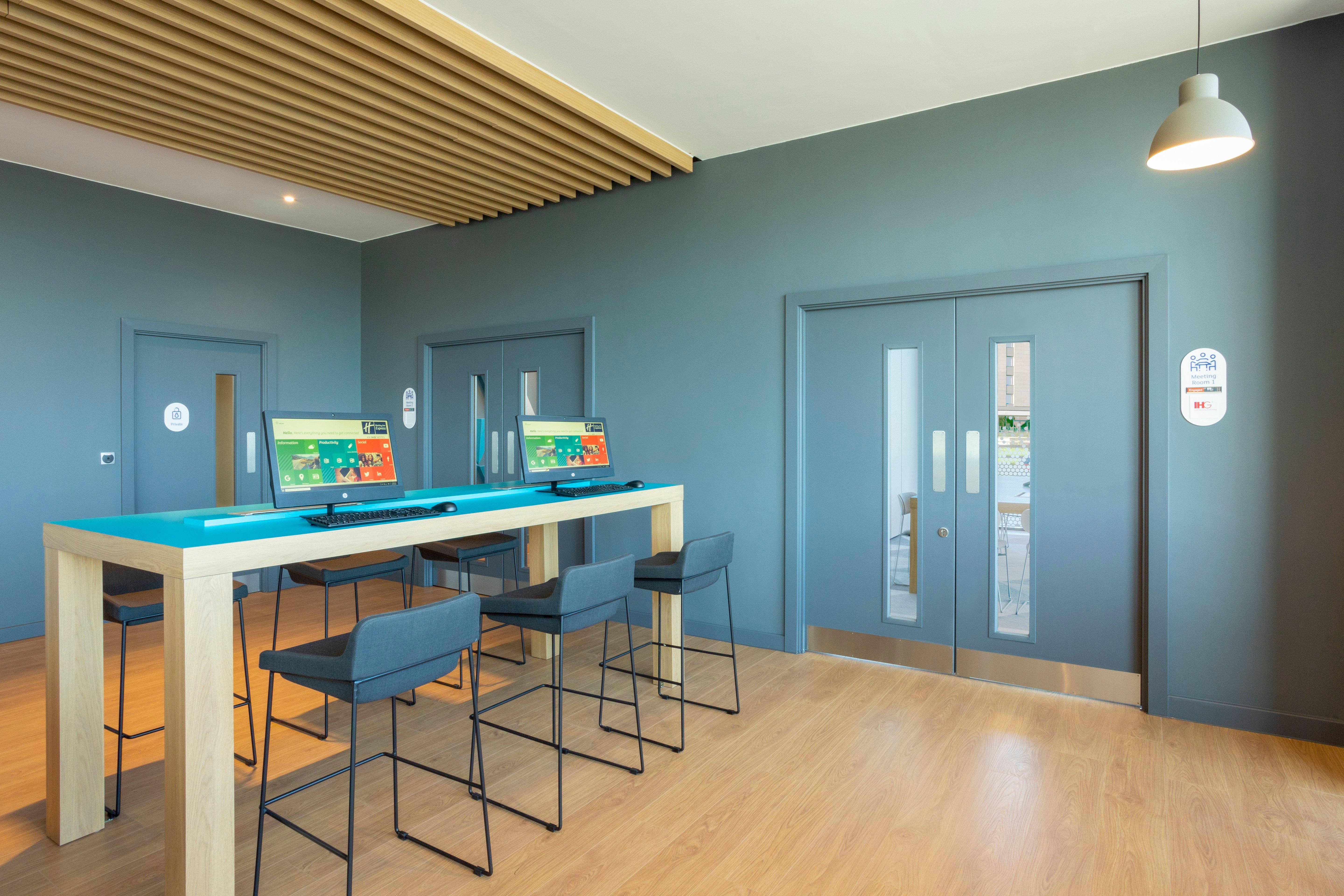 Holiday Inn Express Bridgwater M5, Jct24 By Ihg Dış mekan fotoğraf